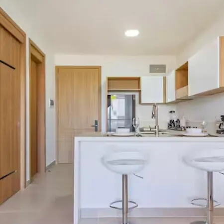 - Baia Kristal Apartamento